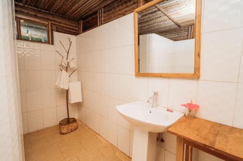 maisara mafia beach lodge