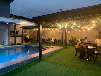 Tiano Hotel & Suites,,3 star