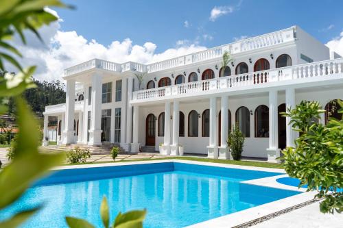 mansion altamirano