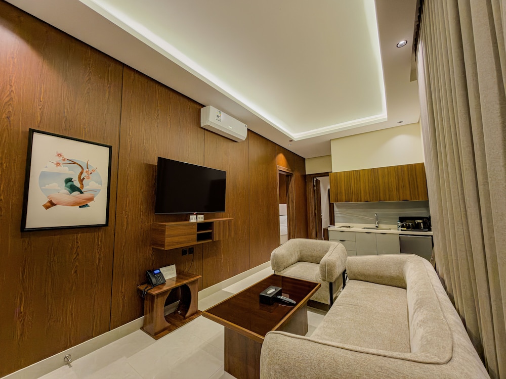 tura residence al khaleej
