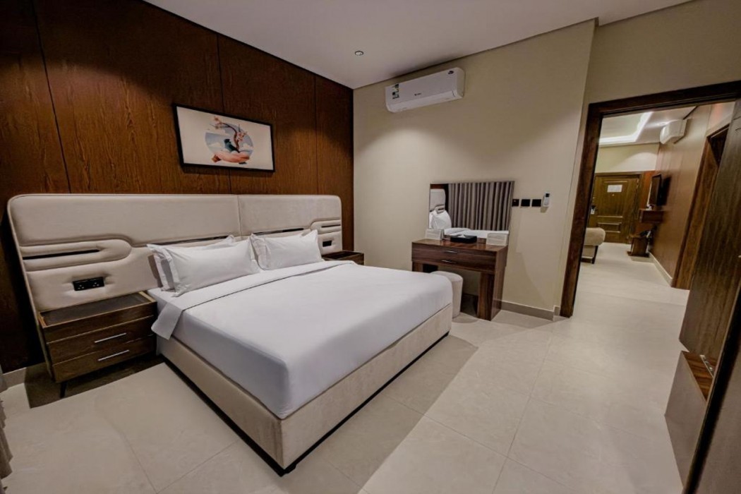 tura residence al khaleej