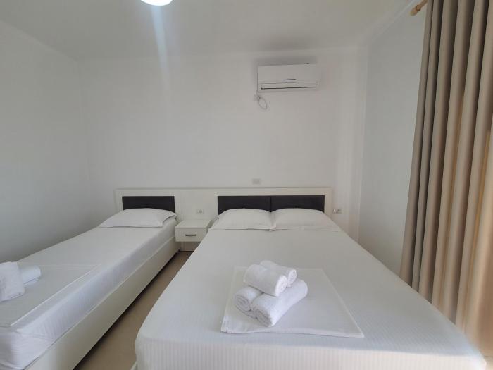black pearl hotel