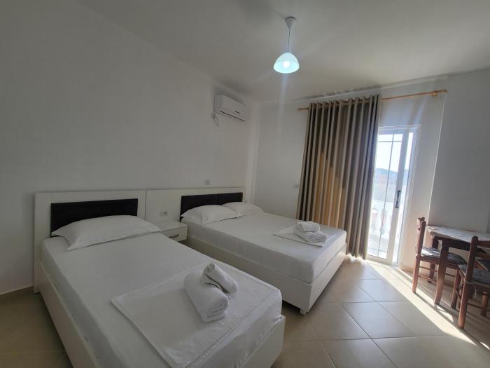 black pearl hotel