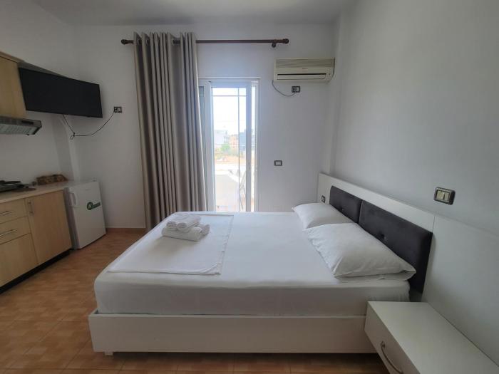 black pearl hotel