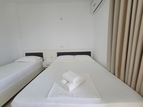 black pearl hotel