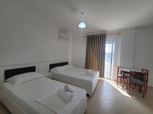black pearl hotel