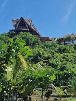 Monkey Mountain Lodge,,3 star