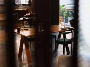 hotel woolstore 1888 sydney handwritten collection