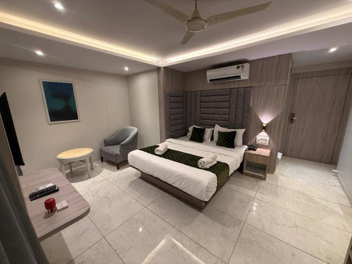 kurla suites
