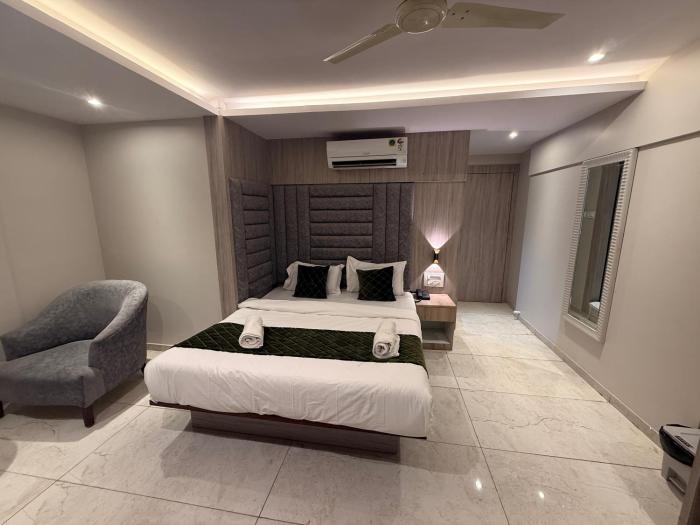 kurla suites