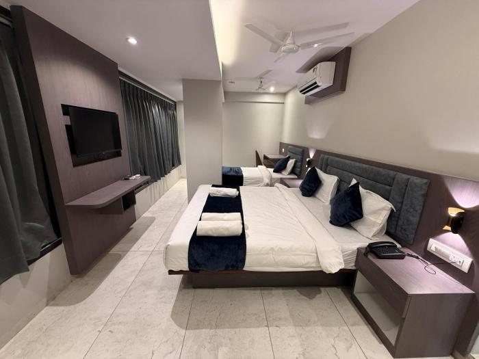 kurla suites