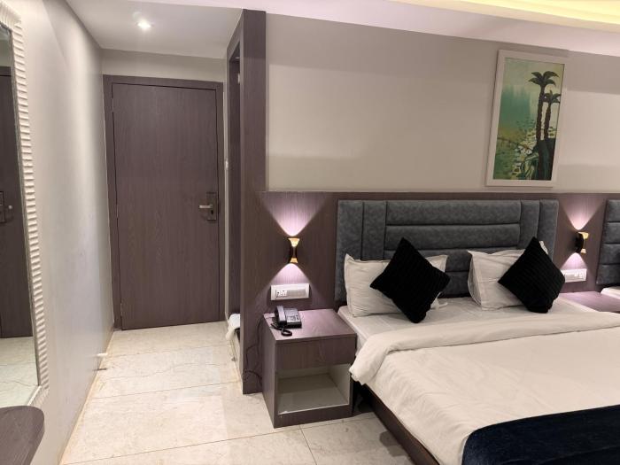 kurla suites
