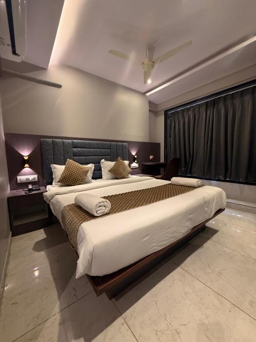 kurla suites