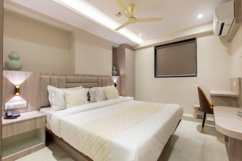 kurla suites