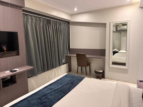 kurla suites