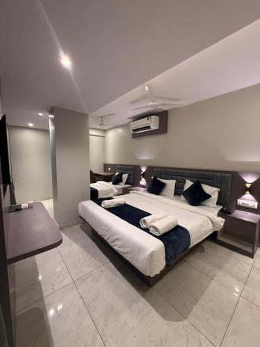 kurla suites
