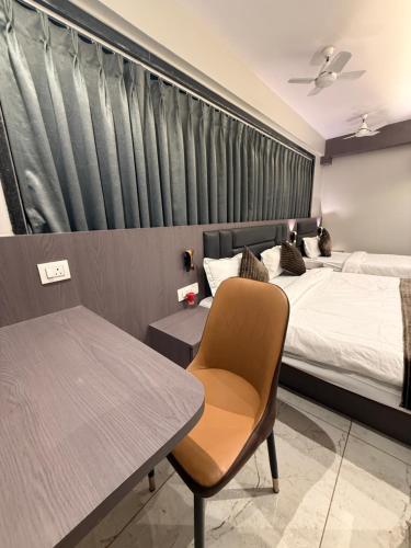 kurla suites