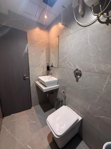 kurla suites
