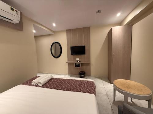 kurla suites
