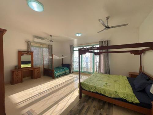 mango beach hotel