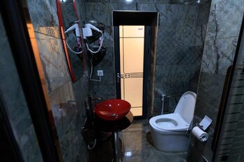 homefree hotel by signature