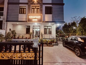 Hotel Comfort Inn,,3 star