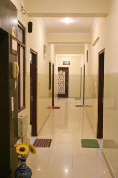 Hotel Comfort Inn,,3 star
