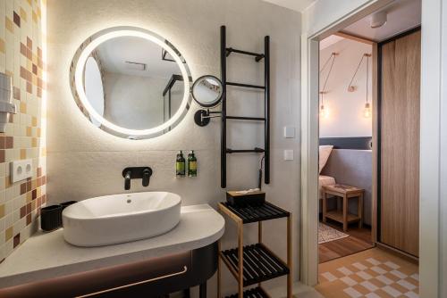 malom es kacsa boutique hotel