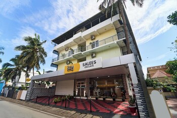 itsy hotels salees enclave near padmanabhaswamy temple
