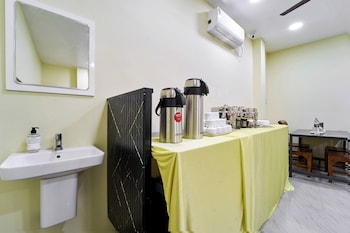 itsy hotels salees enclave near padmanabhaswamy temple