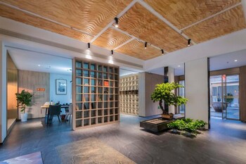 Nine Melodies View Courtyard Guesthouse,,4 star