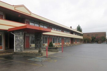 Zanesville Inn,,2 star