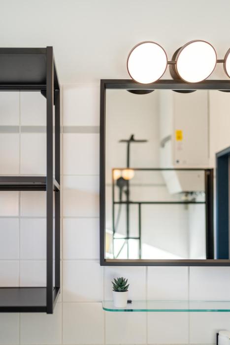 bright apartment near central station