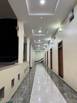 Pandav Raj Palace Hotel And Resort,,3 star
