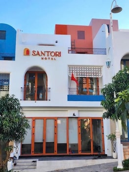 santori hon thom hotel
