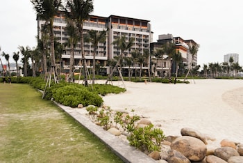 anstay marina hotel ha long