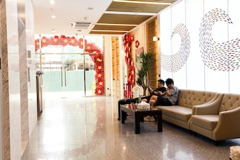 anstay marina hotel ha long