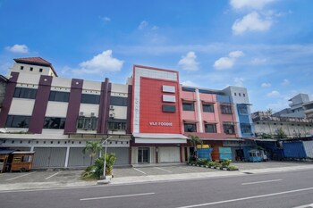 hotel o near pantai losari formerly poin