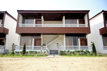 Mansarovar Villa,,2 star