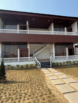 mansarovar villa