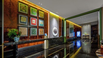 Elegant Hotel Guagnzhou Ersha Island,,5 star