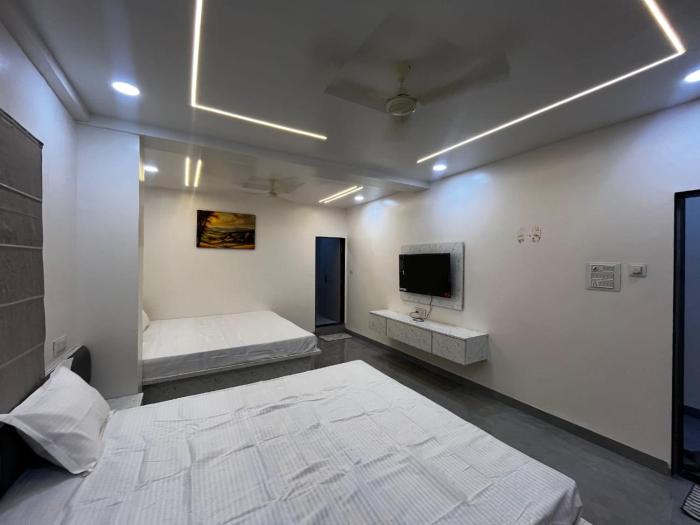 hotel tulsi