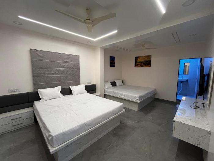 hotel tulsi