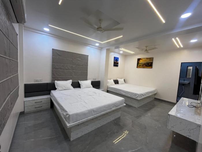 hotel tulsi