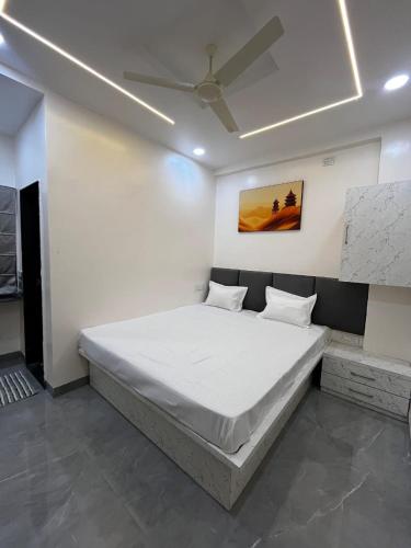 hotel tulsi