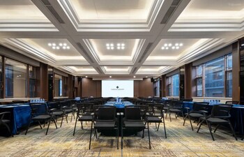 giorgio morandi hotel nanjing yueyahu and nuaa