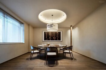 giorgio morandi hotel nanjing yueyahu and nuaa