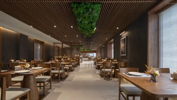 giorgio morandi hotel nanjing yueyahu and nuaa