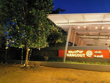 Hangout At  Nandi Hills,,2 star
