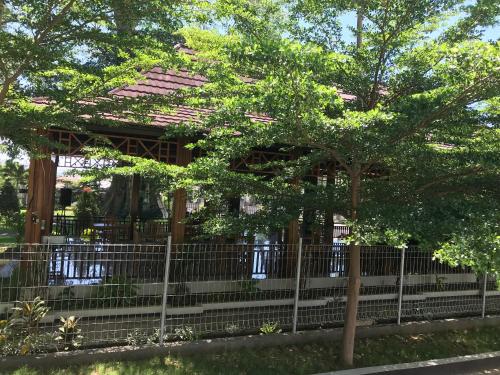 pohon purba resort and restaurant